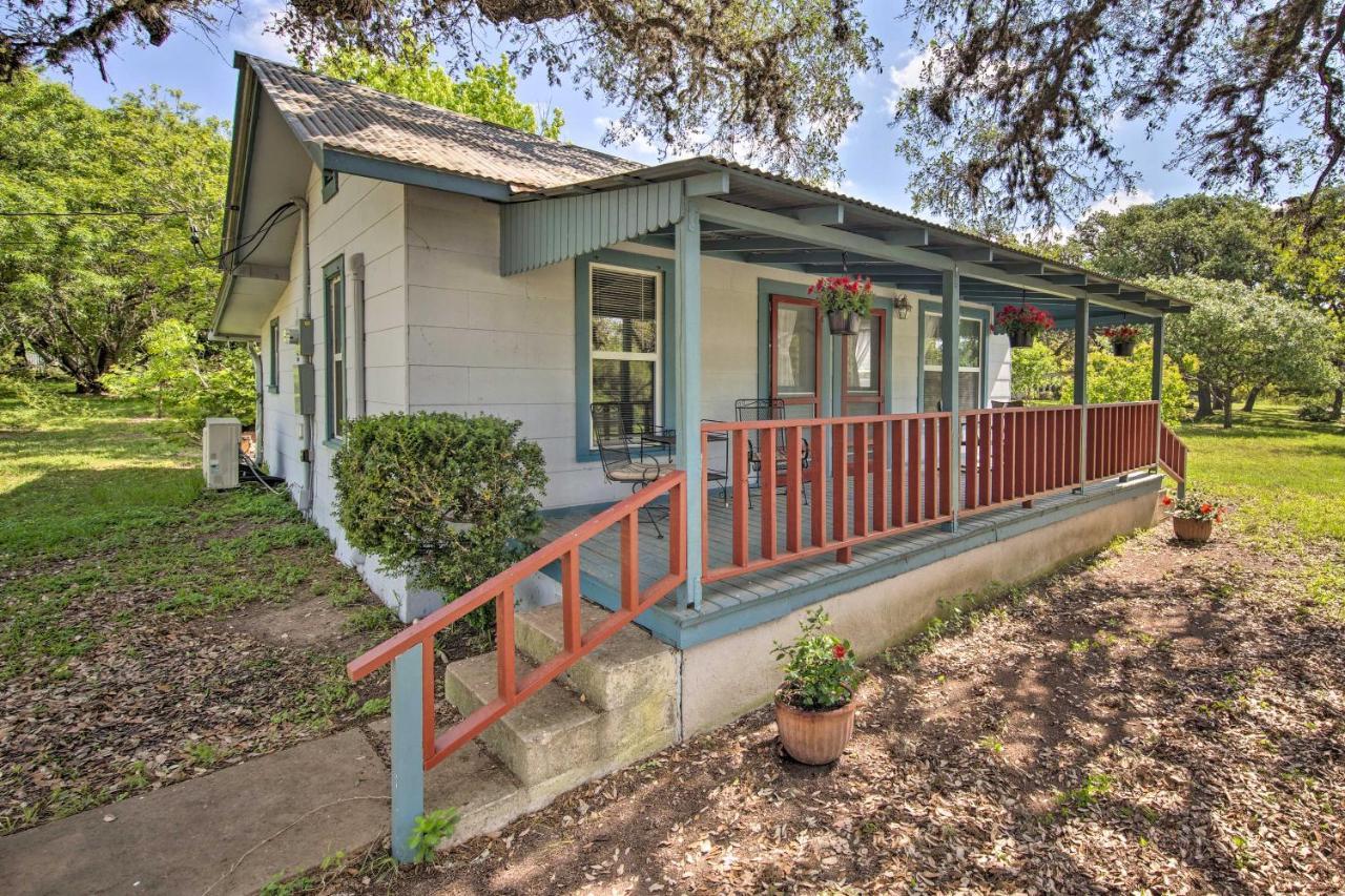 Betty Bs River House Less Than 1 Mi To Blanco State Park! Exterior photo